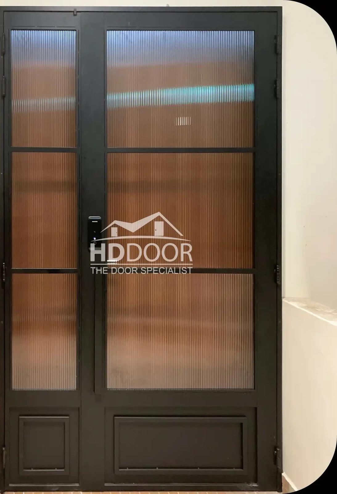 Customized Fluted Glass Gate – CFGG02