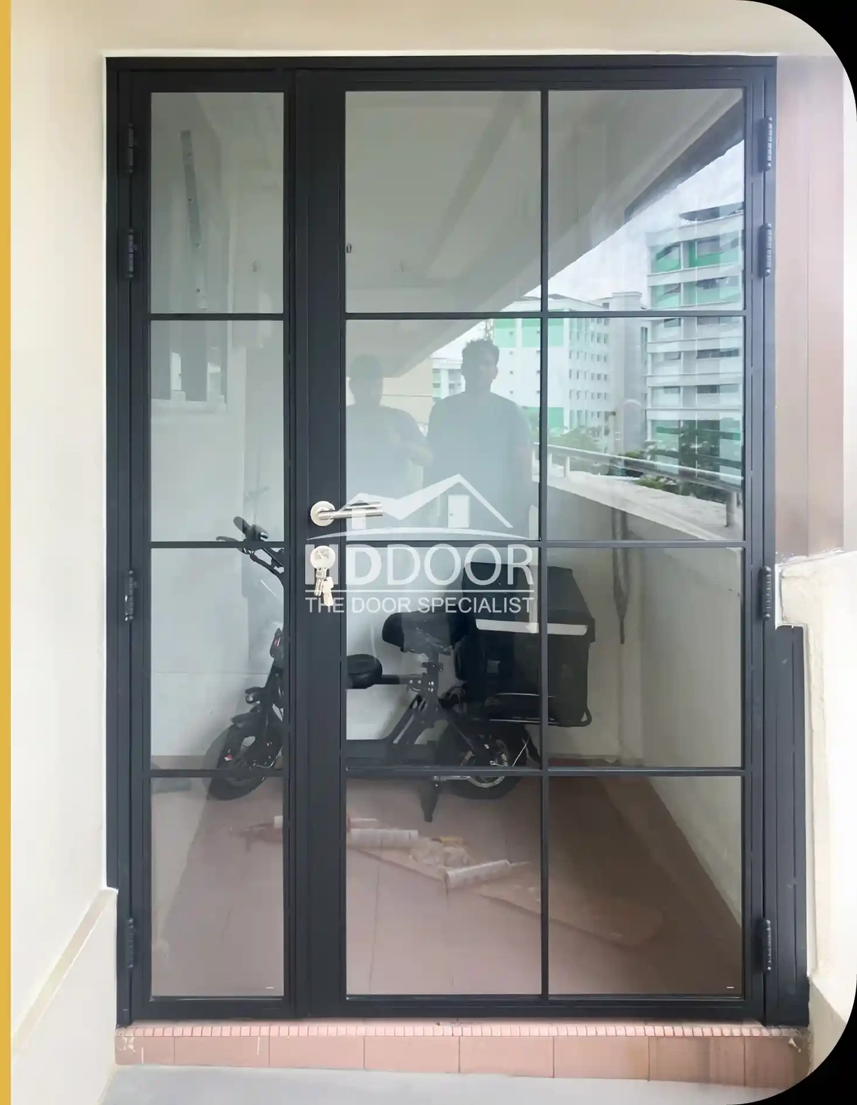 Customized Glass Gate – 02